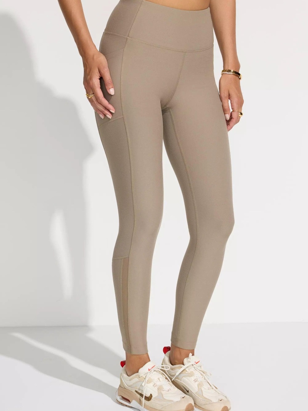 MONDETTA PERFORMANCE + LUXURY ACTIVE PANTS – SIZE L – BRINDLE/KHAKI – NWT